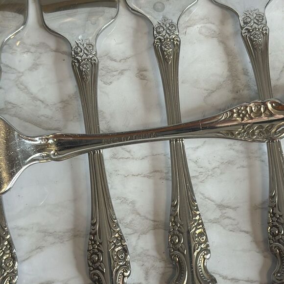 ONEIDA Renoir pembrooke stainless Set Of 31 pieces Flatware SSS set fork spoon - Picture 9 of 12